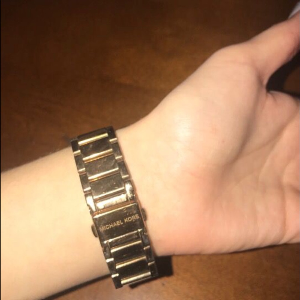 Watch - Picture 4 of 4